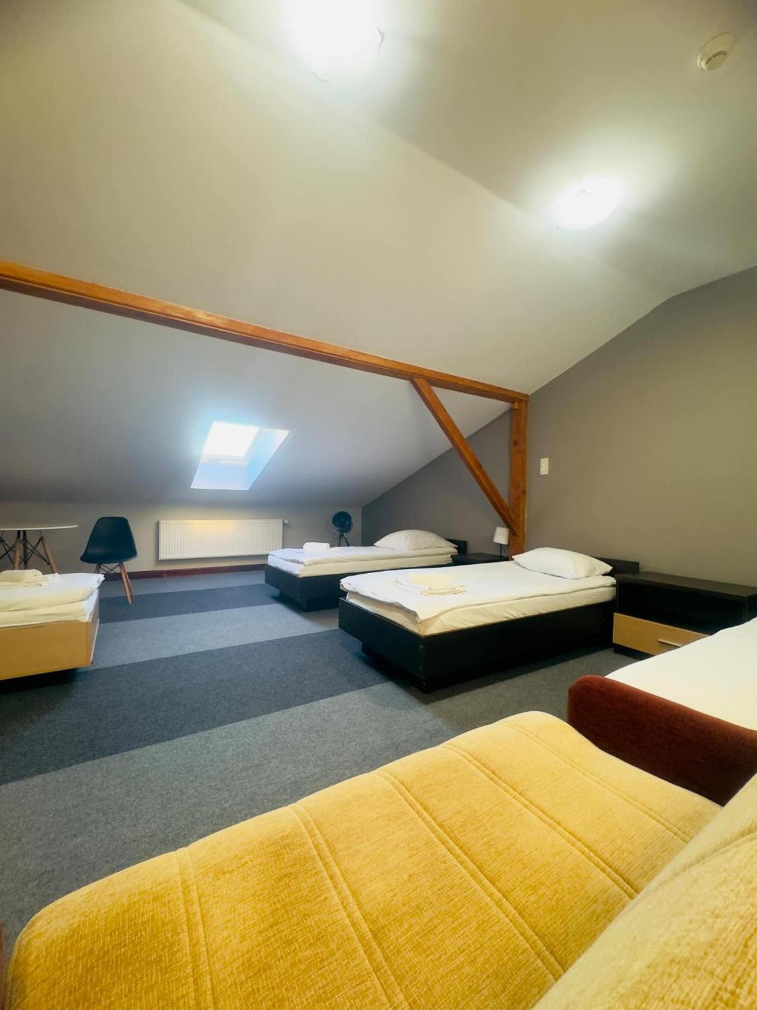 Magiczna Farma Hotel Obiady Maka I Magia Замбрув Экстерьер фото